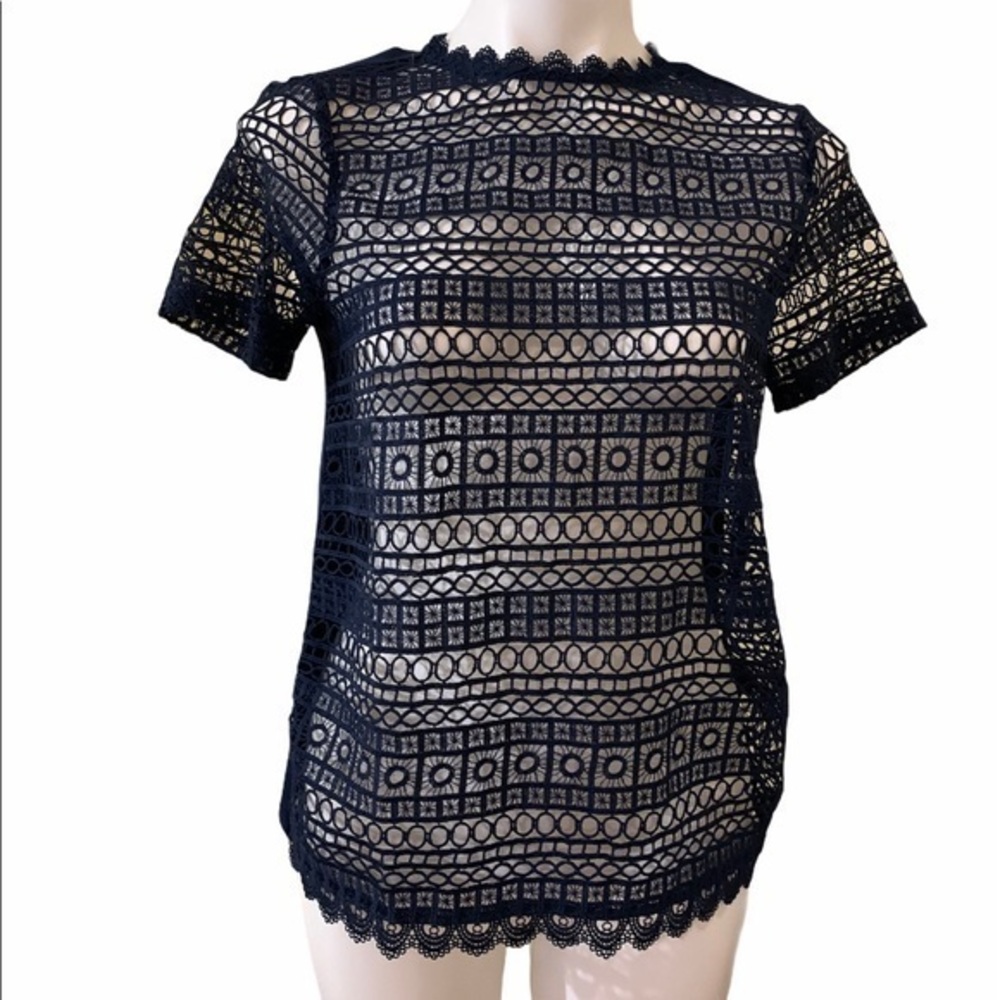 H&M lace front blouse MUST BUNDLE 2+ ITEMS TO PURCHASE